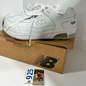 BRAND NEW IN BOX VINTAGE NEW BALANCE MW925WT SIZE 14 W6E WALKING SHOES